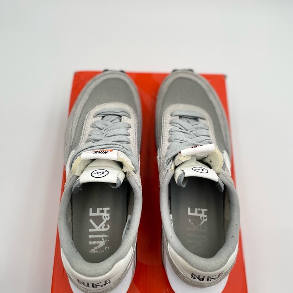 2021 Nike Fragment Design x sacai x LDV
Waffle 'Light Smoke Grey' size 8 - Picture 3 of 12